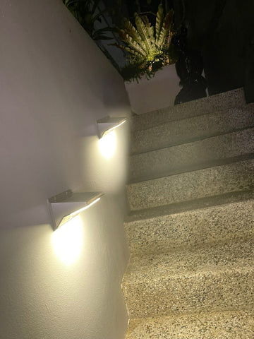 Motion Sensor Solar Wall Light - Grey 21 LEDs